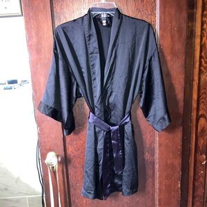 Victoria's Secret Black Satin Kimono Robe